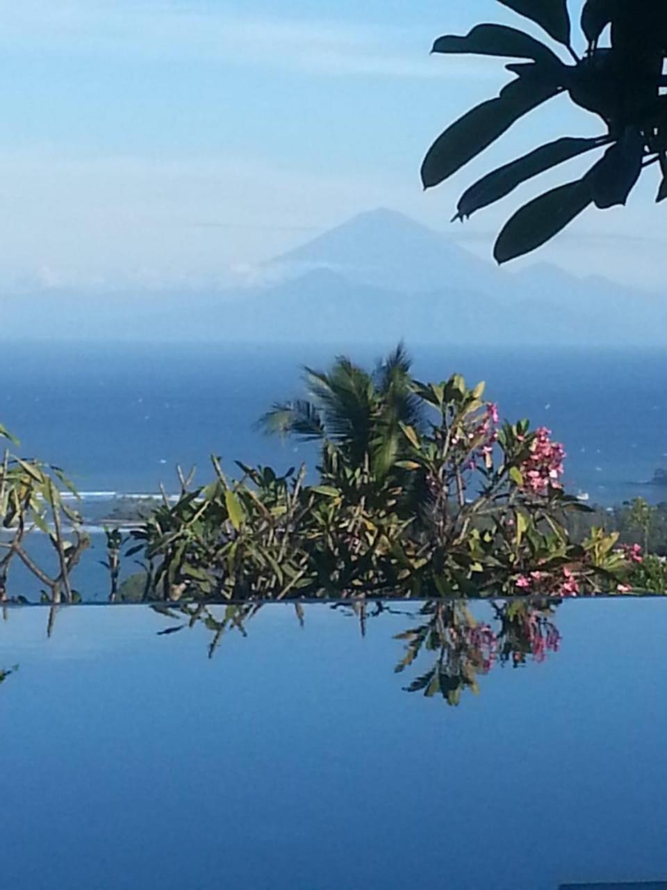 The Puncak Lombok Hotel Senggigi Exterior photo